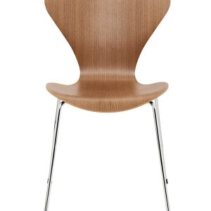 3107 Serie 7 stol i natur finer af Arne Jacobsen (Valnød)