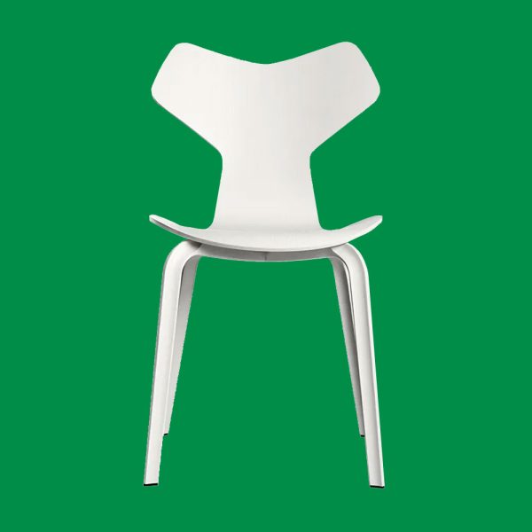 Arne-Jacobsen-Grand-Prix-stol-Fritz-Hansen-4130-hvid-træben-grøn