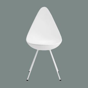 Arne-Jacobsen-dråben-stol-Fritz-Hansen-3110-hvid-gråblå